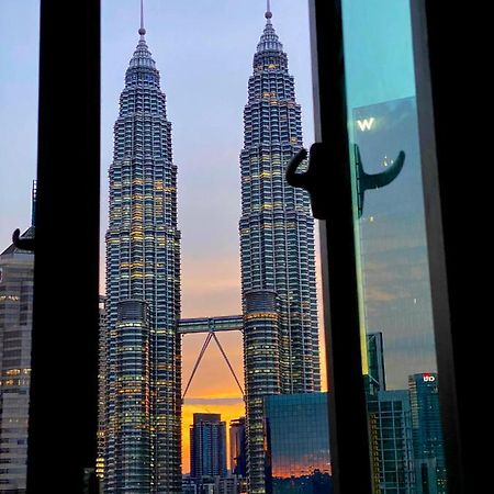 Klcc Legasi Direct View With A Superking Bed At A 3-Bedroom Premium Unit Kuala Lumpur Dış mekan fotoğraf