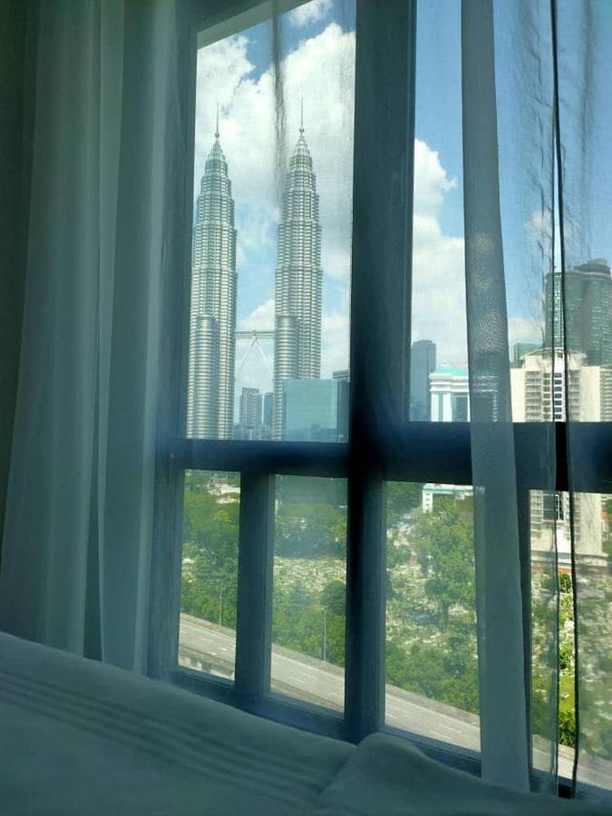 Klcc Legasi Direct View With A Superking Bed At A 3-Bedroom Premium Unit Kuala Lumpur Dış mekan fotoğraf